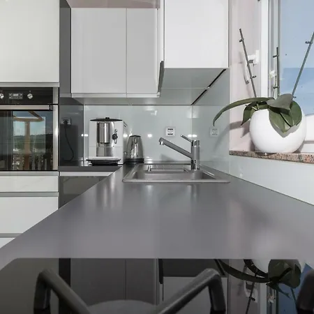 Apartment Modern And Spacious Bibinje