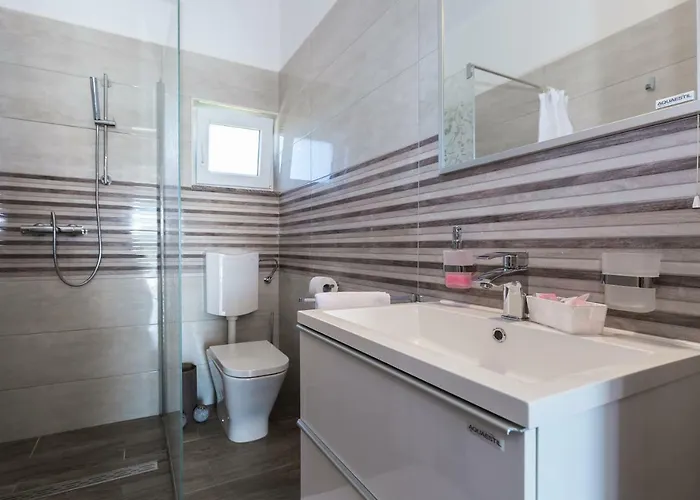 Modern And Spacious Apartmán Bibinje